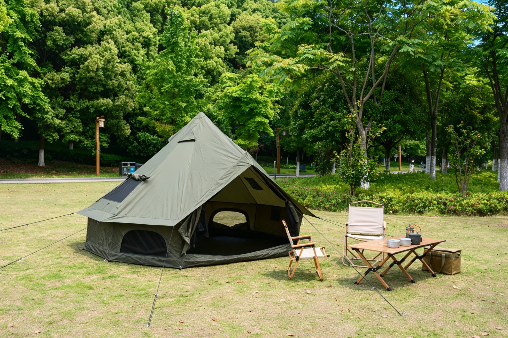 duze-namioty-228ems.jpg Namiot Oxford Bell Namiot na rodzinne kempingi — przestronna jurta o powierzchni 3,1 m z podnośnikiem kuchenki, duże namioty Glamping dla 4–8 osób - obrazek 1